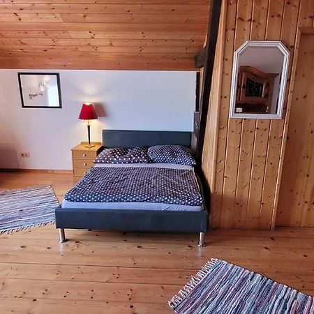 Ferienzimmer / Monteurzimmer Neumarkt Am Wallersee Extérieur photo